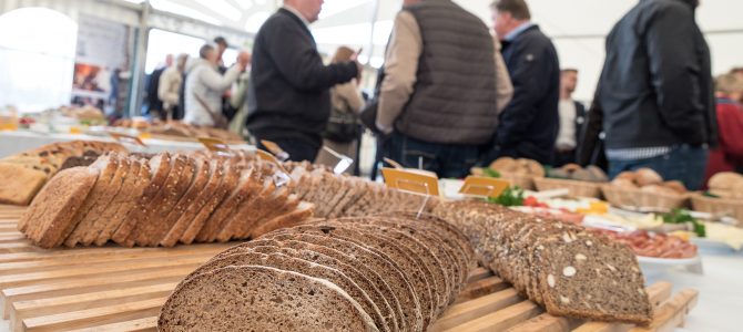Unternehmensfrühstück an der Windmühle Lechtingen Unternehmensfrühstück an der Windmühle Lechtingen